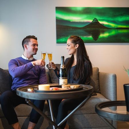 H96 Luxury Suite ケプラヴィーク エクステリア 写真